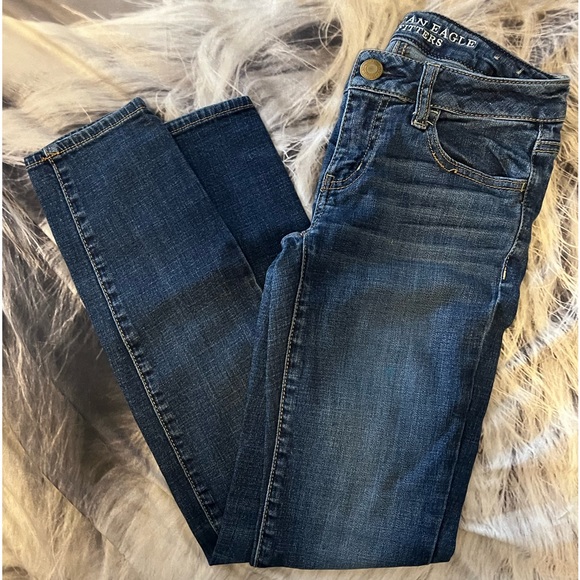 Hollister Jegging size 0 Super stretch has small spot see pic blends in when on - Picture 5 of 7